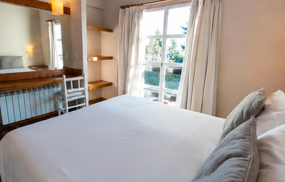 Paradise Hotel